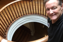 OLD STATE HOUSE MUSEUM GREG SELFIE CIRCLE STAIRCASE 9 28 2017